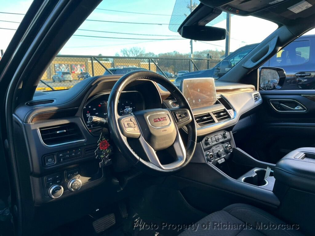 Used 2022 GMC Yukon XL SLE image 12