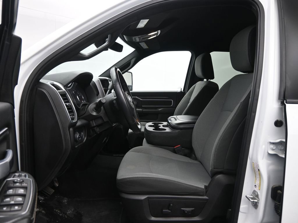 Used 2024 RAM 2500 Big Horn image 24