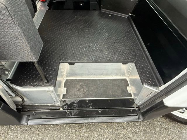 Used 2024 Chevrolet Brightdrop 600 w/ Battery Pack, Max Range image 14