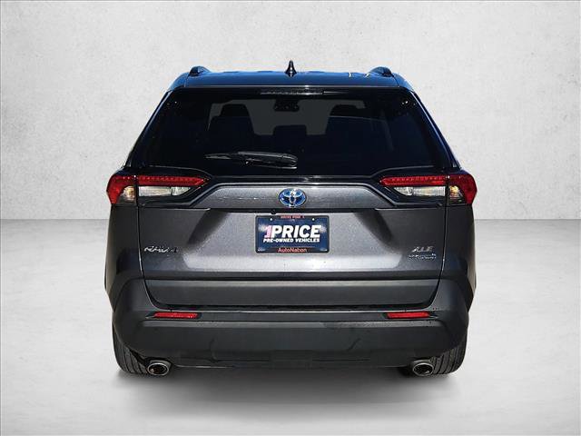 Used 2024 Toyota RAV4 XLE image 7