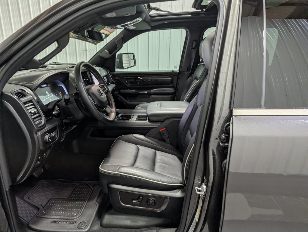 Used 2026 RAM 1500 Limited AWD/4WD image 17