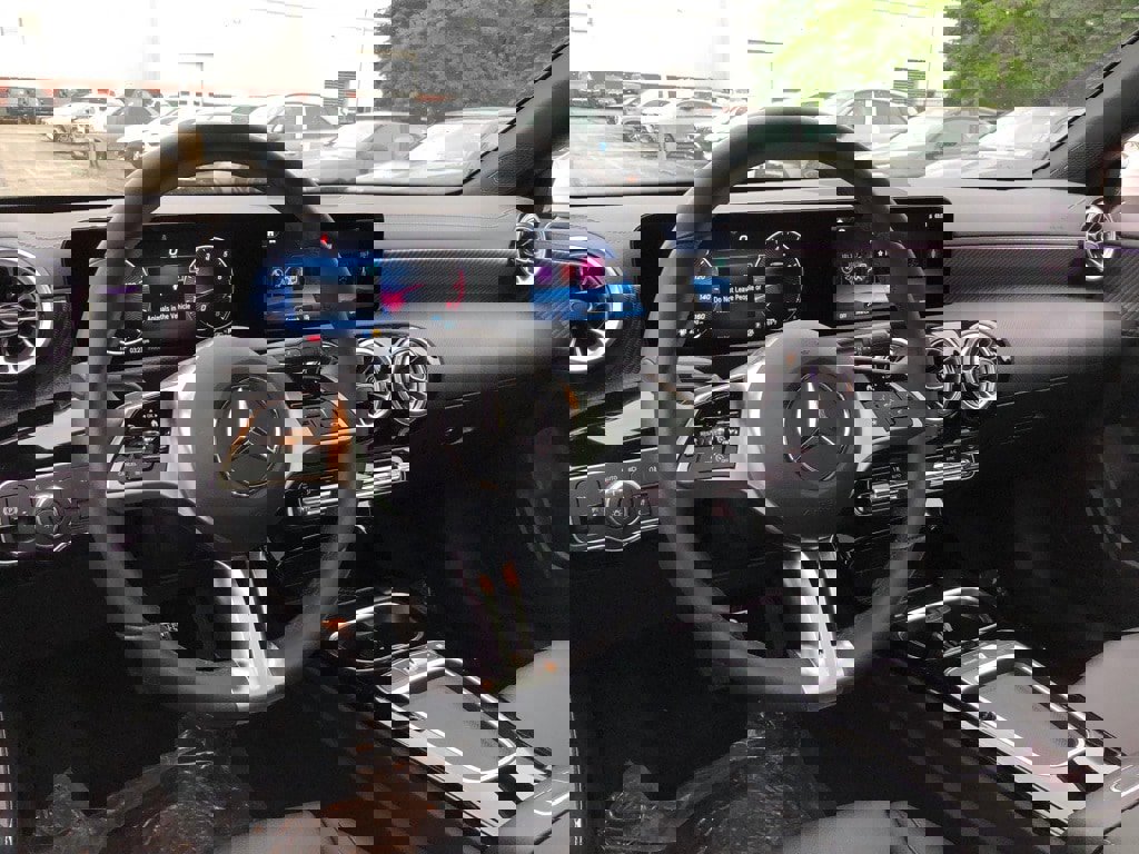 New 2025 Mercedes-Benz CLA 250 4MATIC image 15