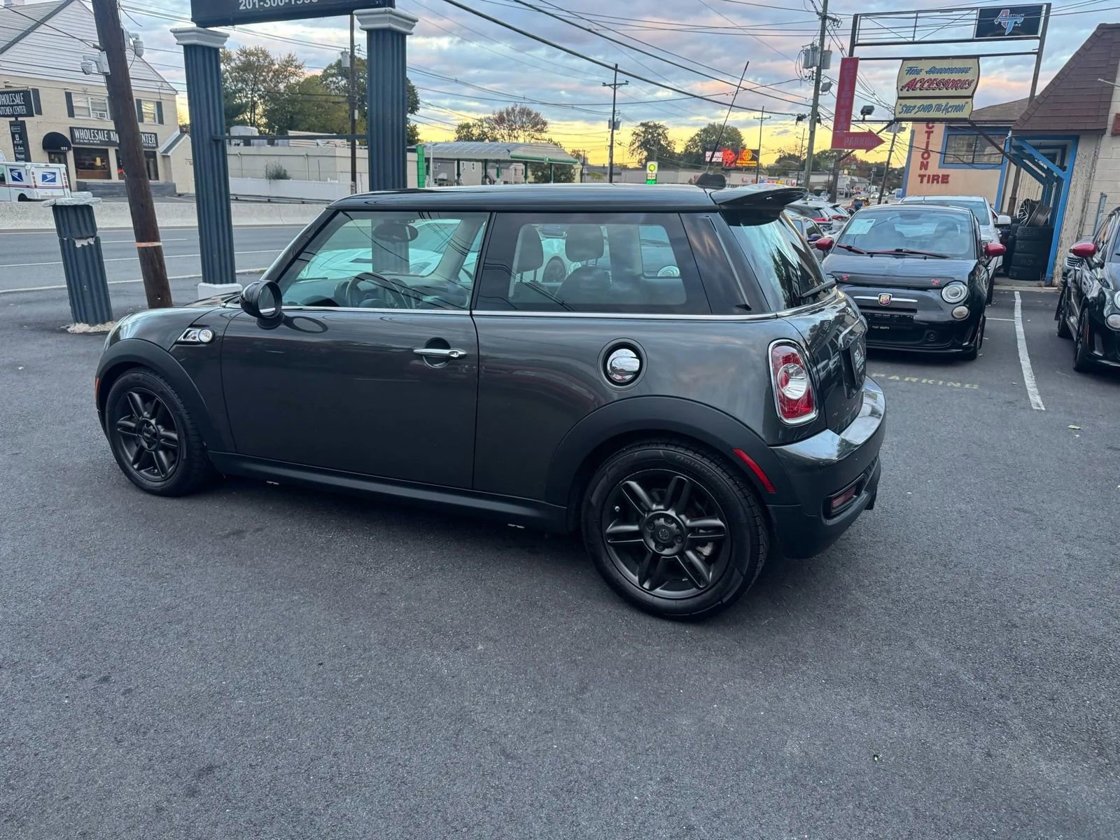 Used 2011 MINI Cooper S image 4