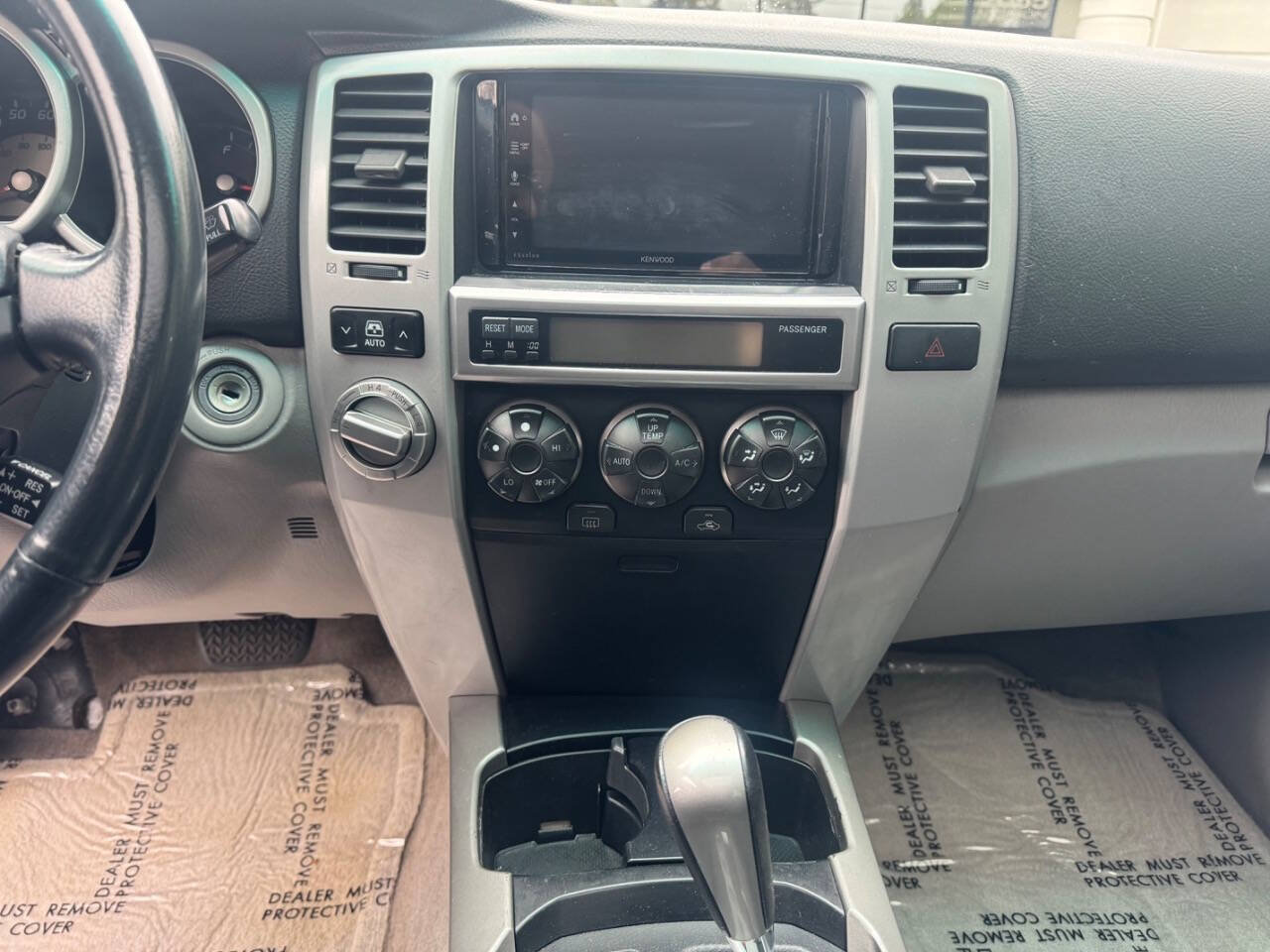 Used 2004 Toyota 4Runner Sport AWD/4WD image 9