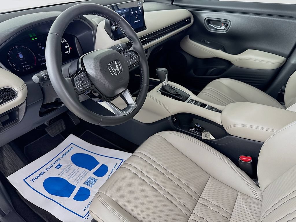 Used 2026 Honda HR-V EX-L image 11