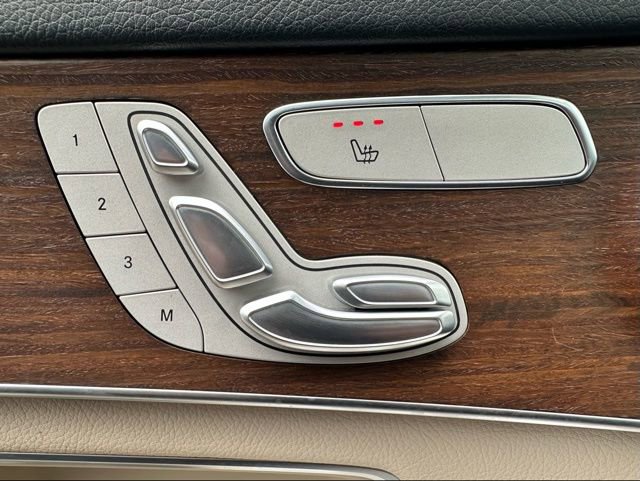 Used 2021 Mercedes-Benz GLC 300 4MATIC image 14