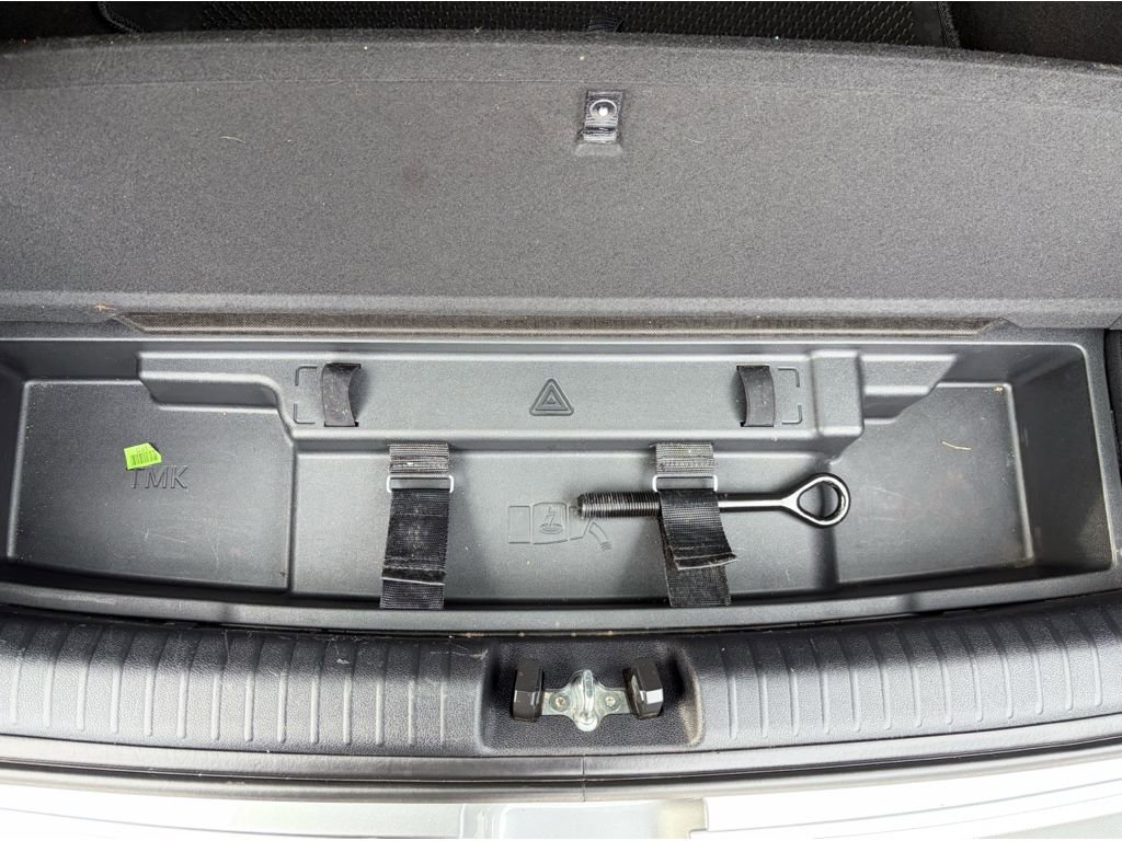 Used 2022 Kia Niro LXS image 25