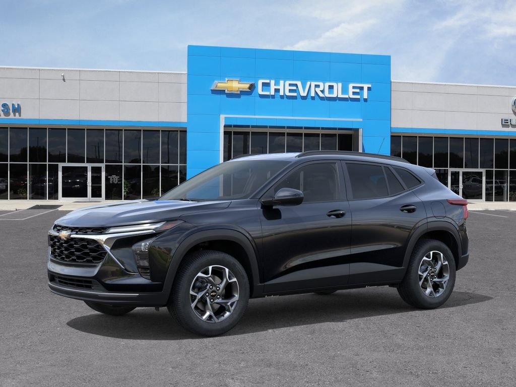 New 2026 Chevrolet Trax LT w/ Driver Confidence Package FWD image 2