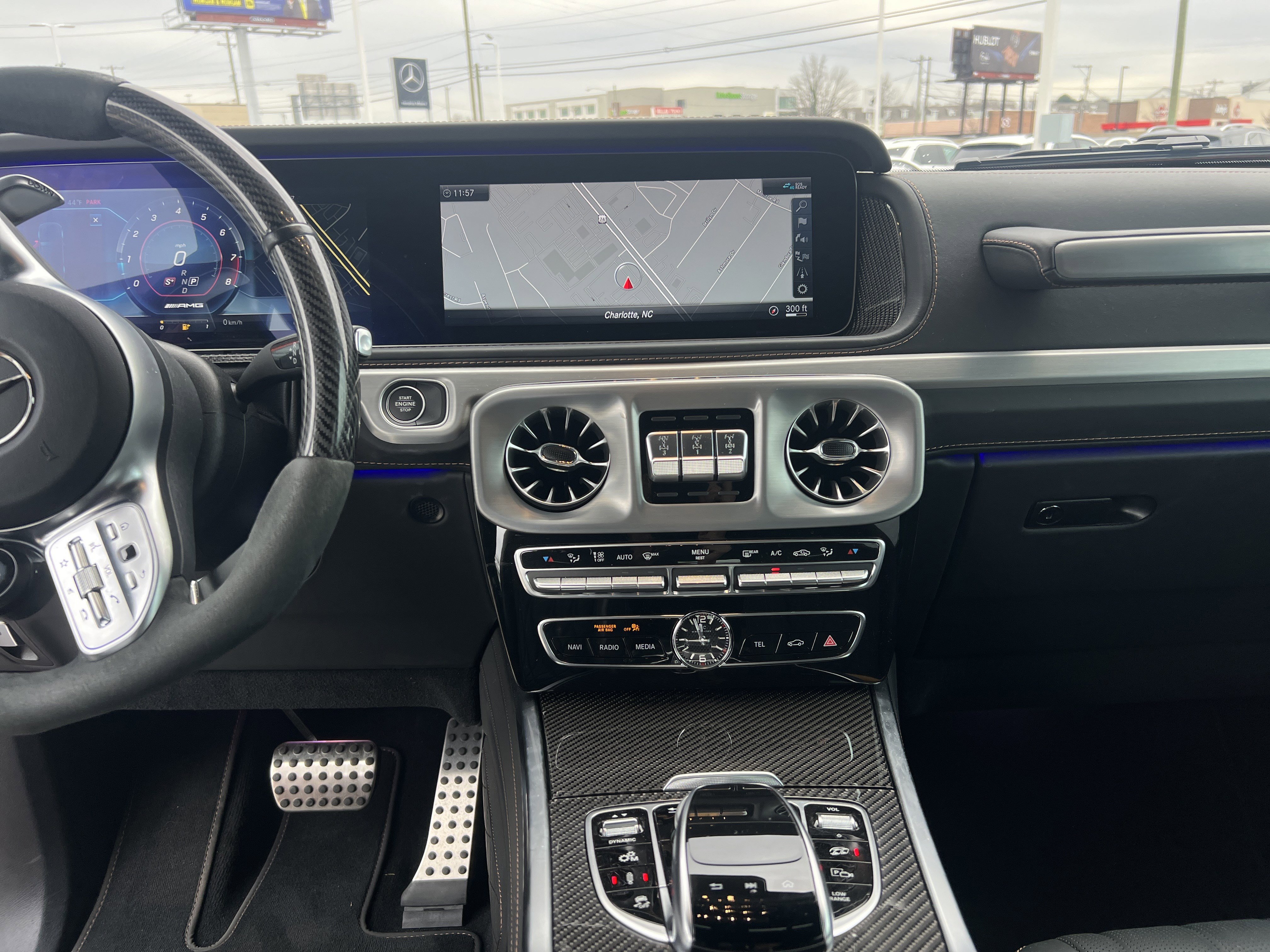 Used 2024 Mercedes-Benz G 63 AMG AMG G 63 image 31