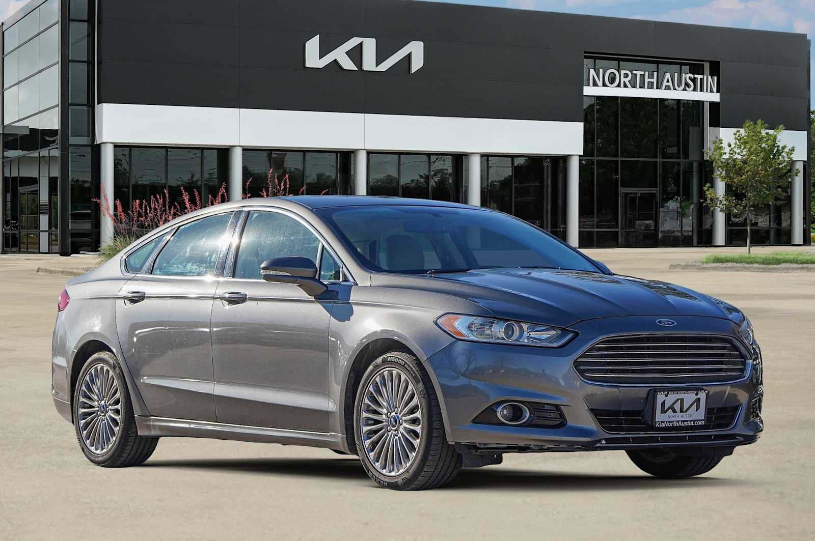 Used 2014 Ford Fusion Titanium image 8