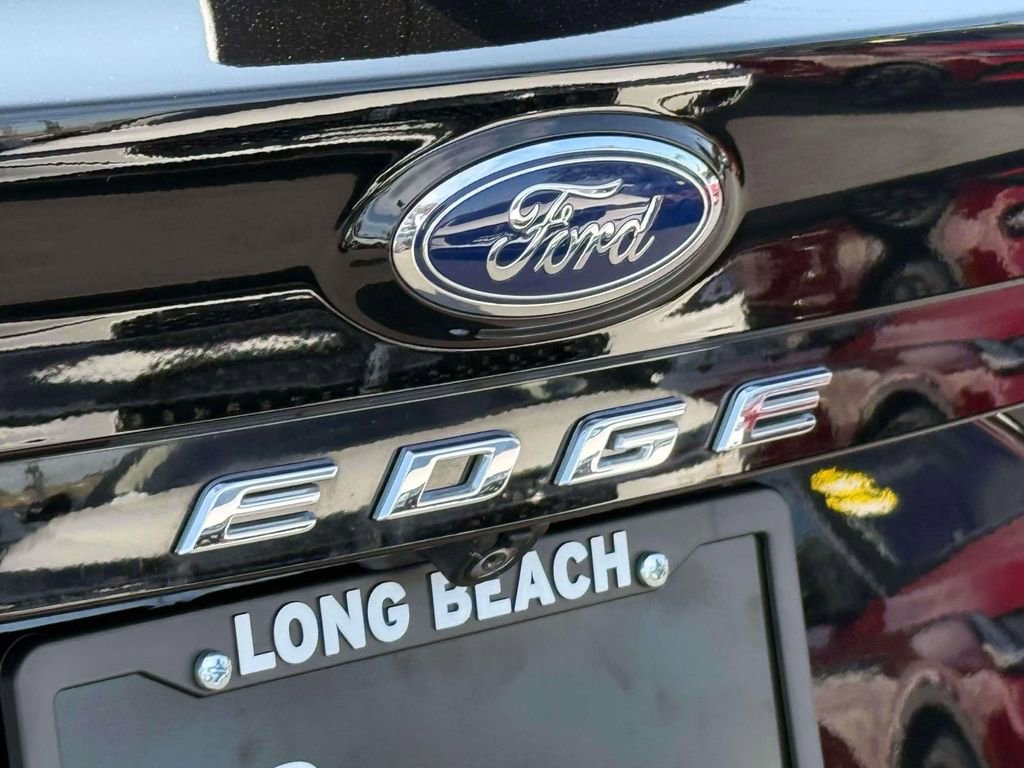 Certified 2022 Ford Edge SEL w/ Convenience Package image 6