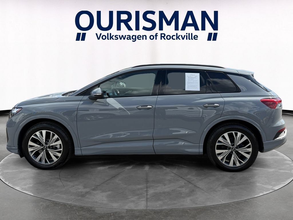 Used 2025 Audi Q4 e-tron Premium Plus RWD image 3