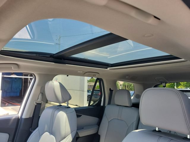 Certified 2025 Honda Pilot Touring image 35