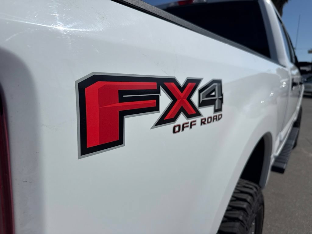 Used 2017 Ford F250 XL w/ Power Equipment Group AWD/4WD image 6