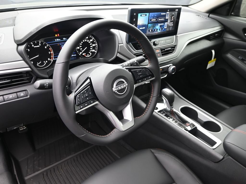 New 2026 Nissan Altima 2.5 SR image 17
