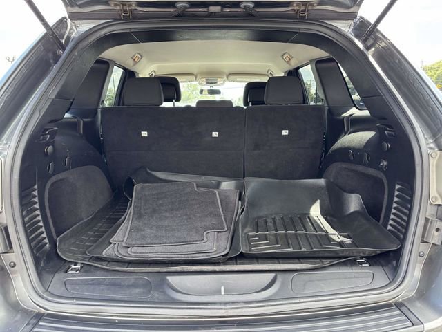 Used 2012 Jeep Grand Cherokee Laredo image 28