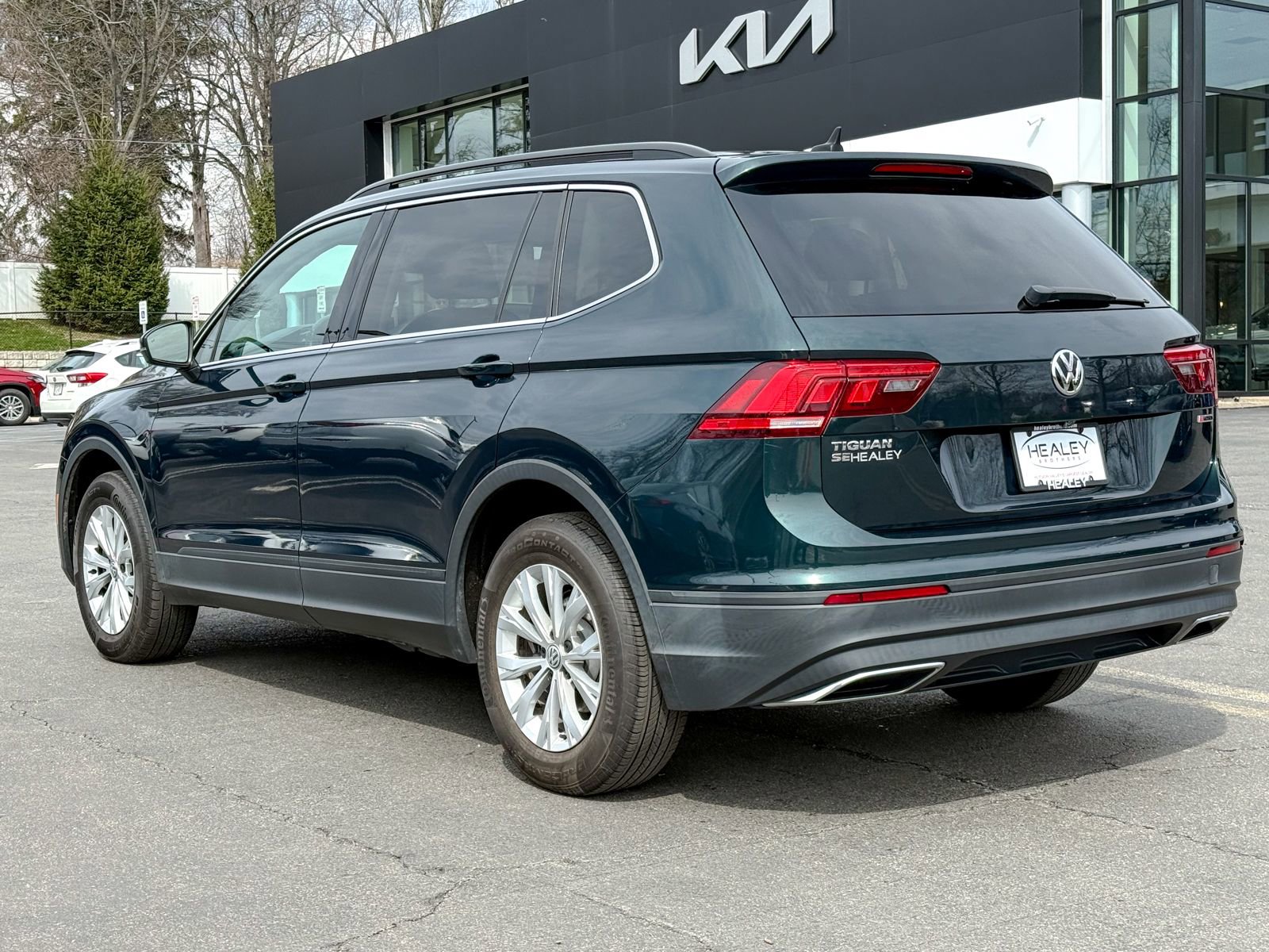 Used 2019 Volkswagen Tiguan SE w/ Panoramic Sunroof Package AWD/4WD image 5