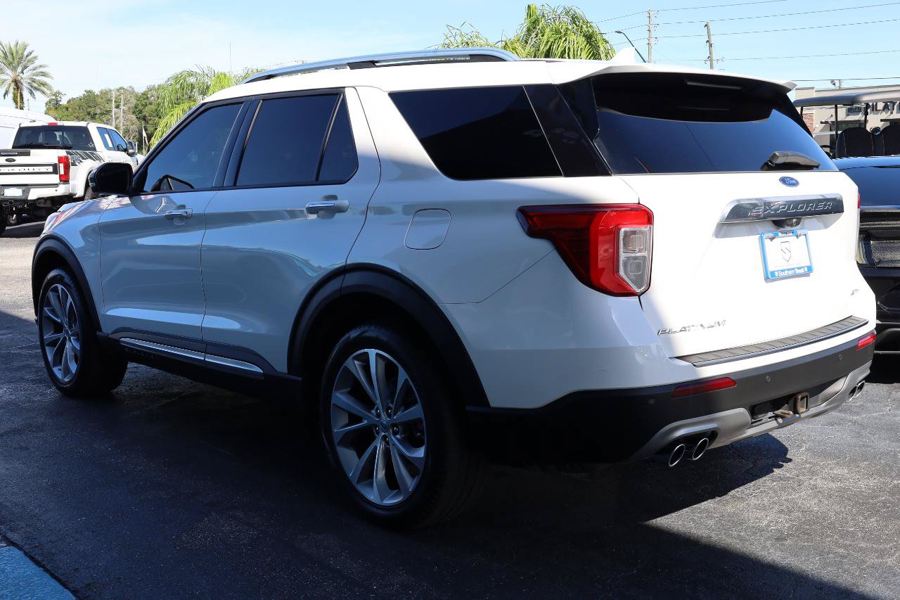 Used 2021 Ford Explorer Platinum AWD/4WD image 3