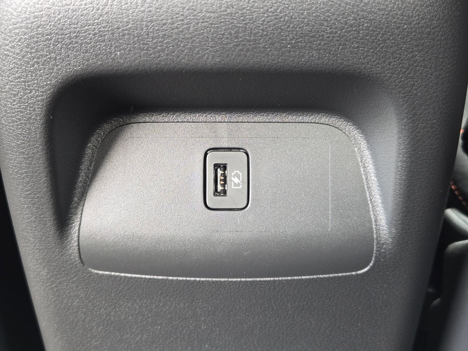 Used 2025 Nissan Sentra SR FWD image 26