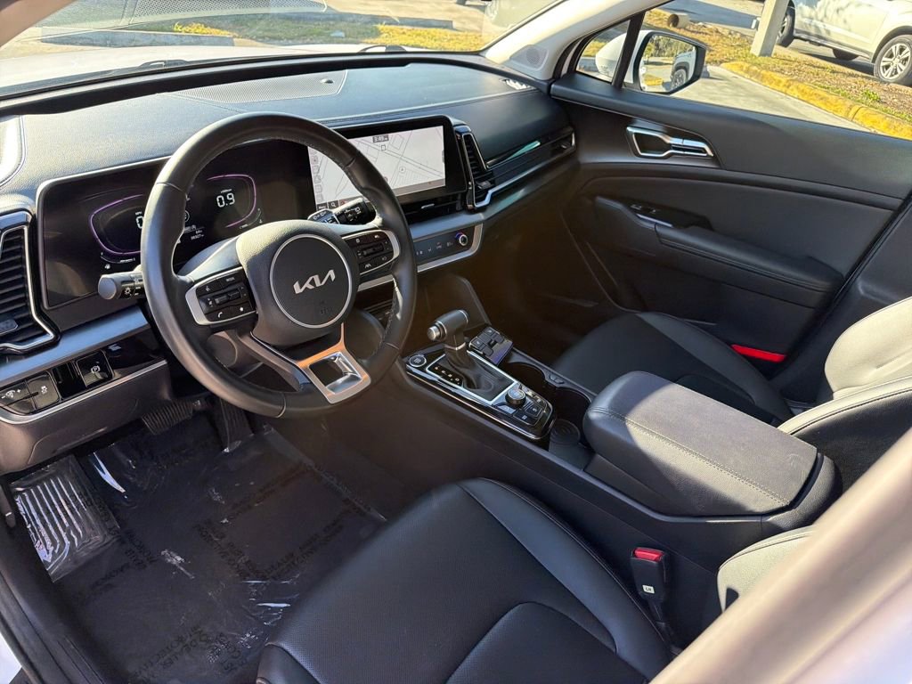 Used 2023 Kia Sportage EX image 12