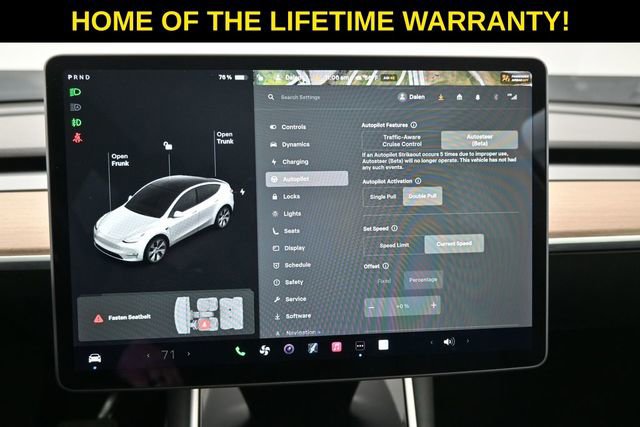 Used 2021 Tesla Model Y Long Range AWD/4WD image 25