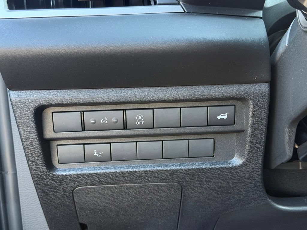 New 2026 Mitsubishi Outlander SEL Black Edition FWD image 31