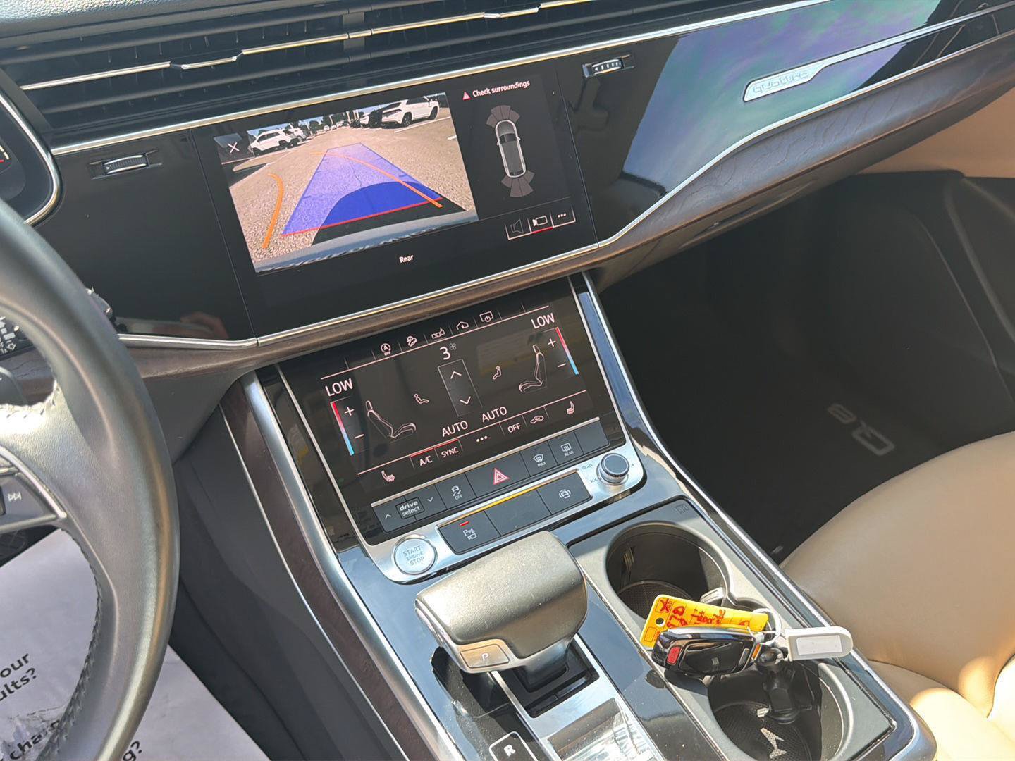 Used 2019 Audi Q8 Premium w/ Convenience Package AWD/4WD image 23