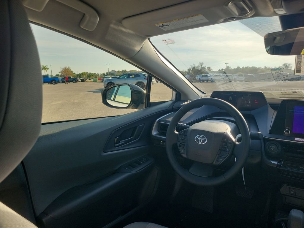 New 2026 Toyota Prius LE image 15