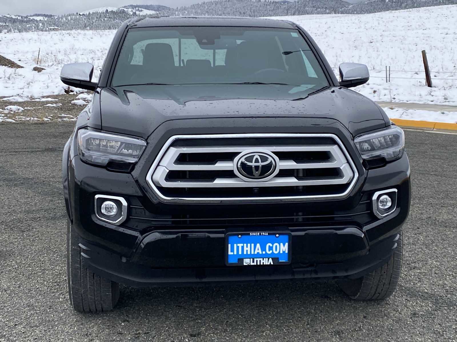 Used 2023 Toyota Tacoma Limited w/ Black Out Package (TMS) image 13