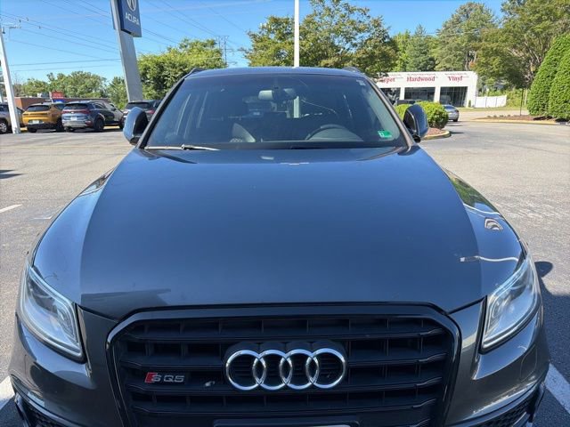 Used 2017 Audi SQ5 Premium Plus w/ Technology Package AWD/4WD image 2