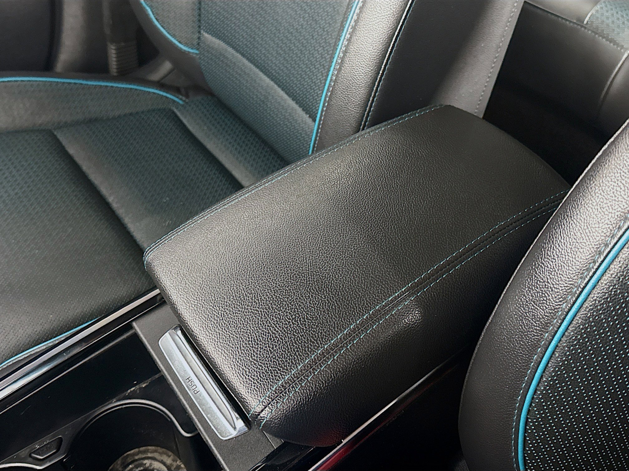 Used 2020 Kia Niro EX Premium image 18