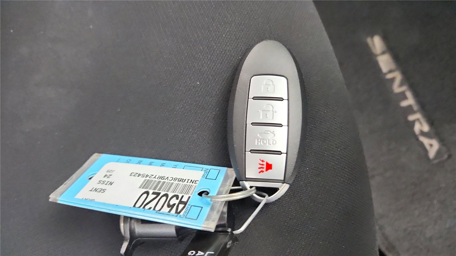 Used 2024 Nissan Sentra SV image 33