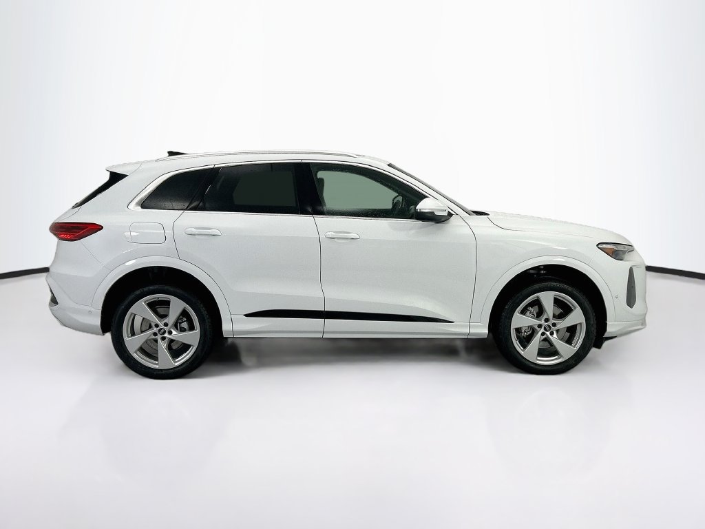 New 2026 Audi Q5 Premium AWD/4WD image 4