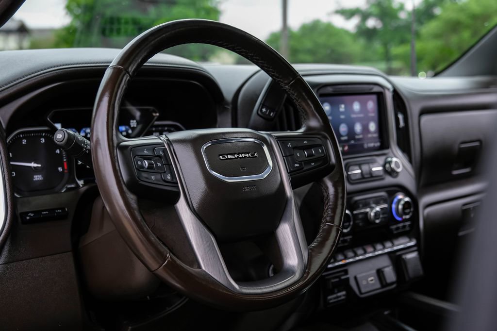 Used 2020 GMC Sierra 2500 Denali w/ Denali Ultimate Package AWD/4WD image 14