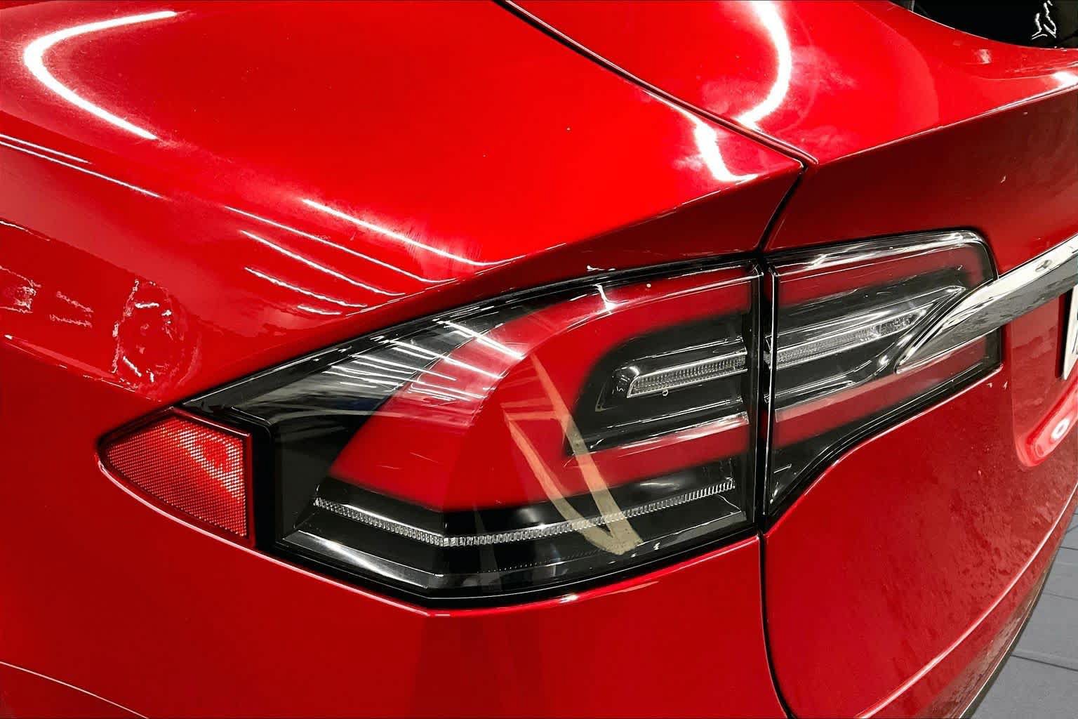 Used 2020 Tesla Model X Long Range AWD/4WD image 28