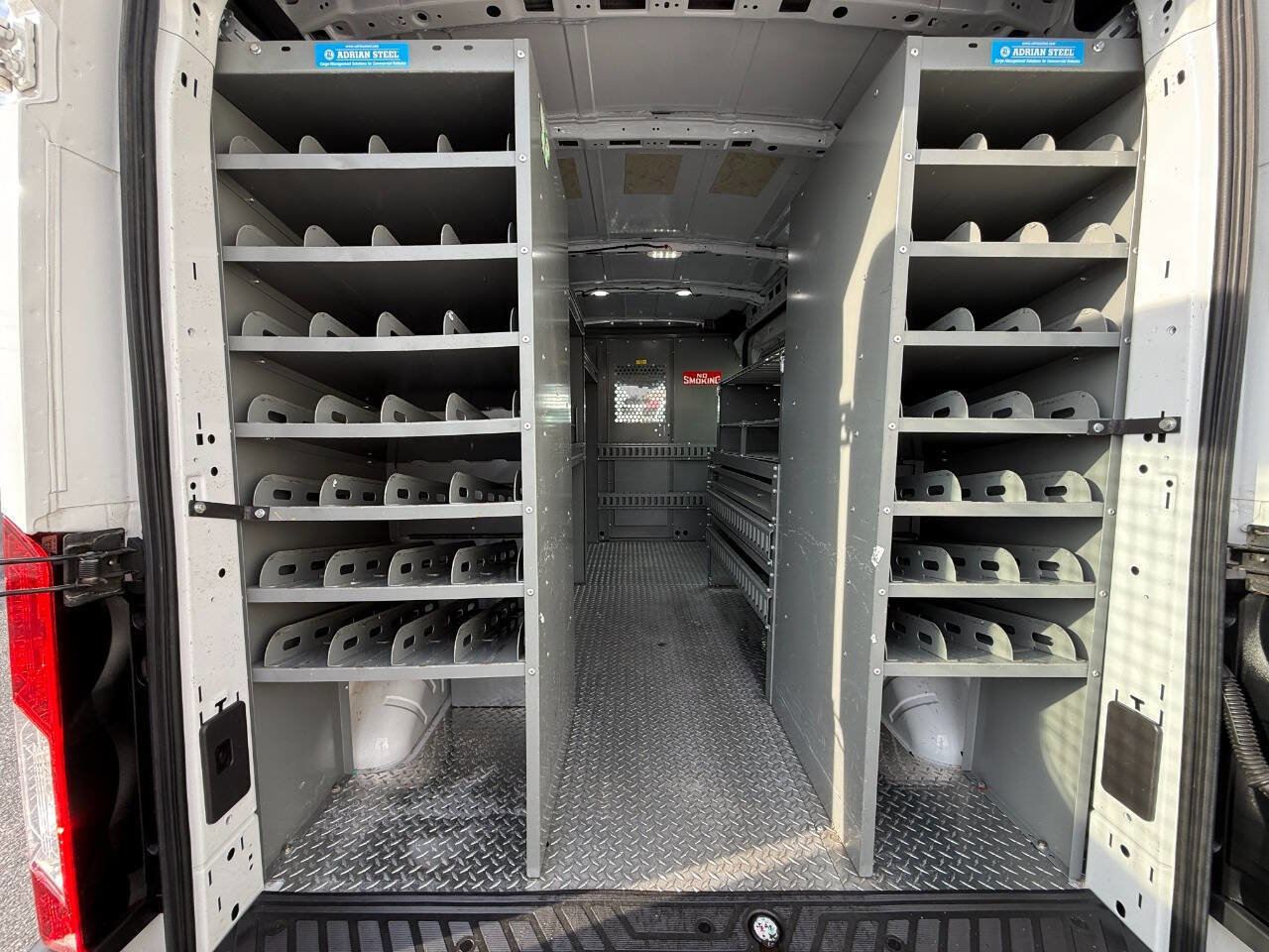 Used 2018 Ford Transit 350 148 Medium Roof RWD image 9