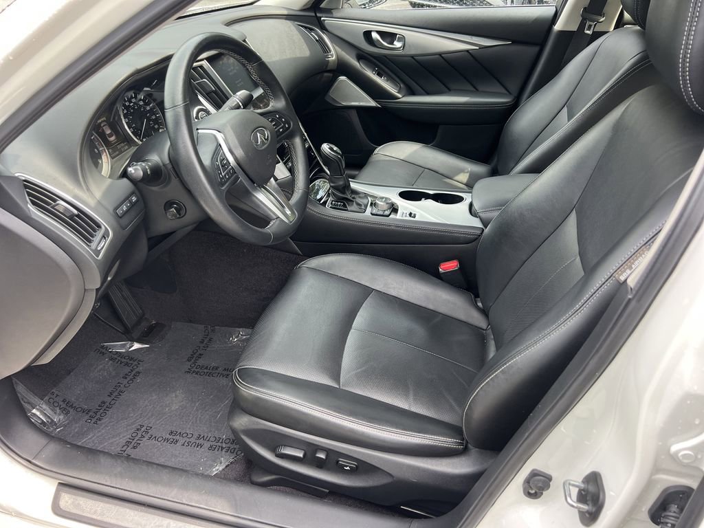 Used 2022 INFINITI Q50 Luxe w/ Cargo Package image 6