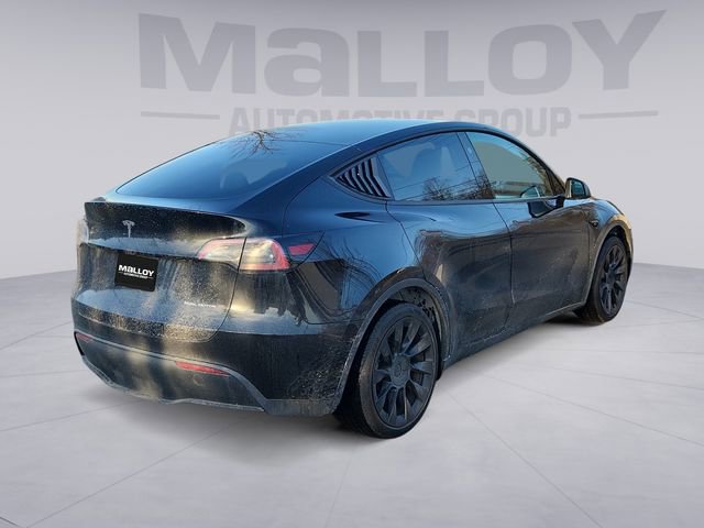 Used 2025 Tesla Model Y Long Range image 5