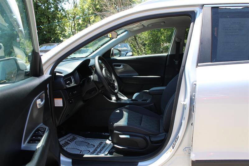 Used 2019 Kia Niro LX FWD image 10