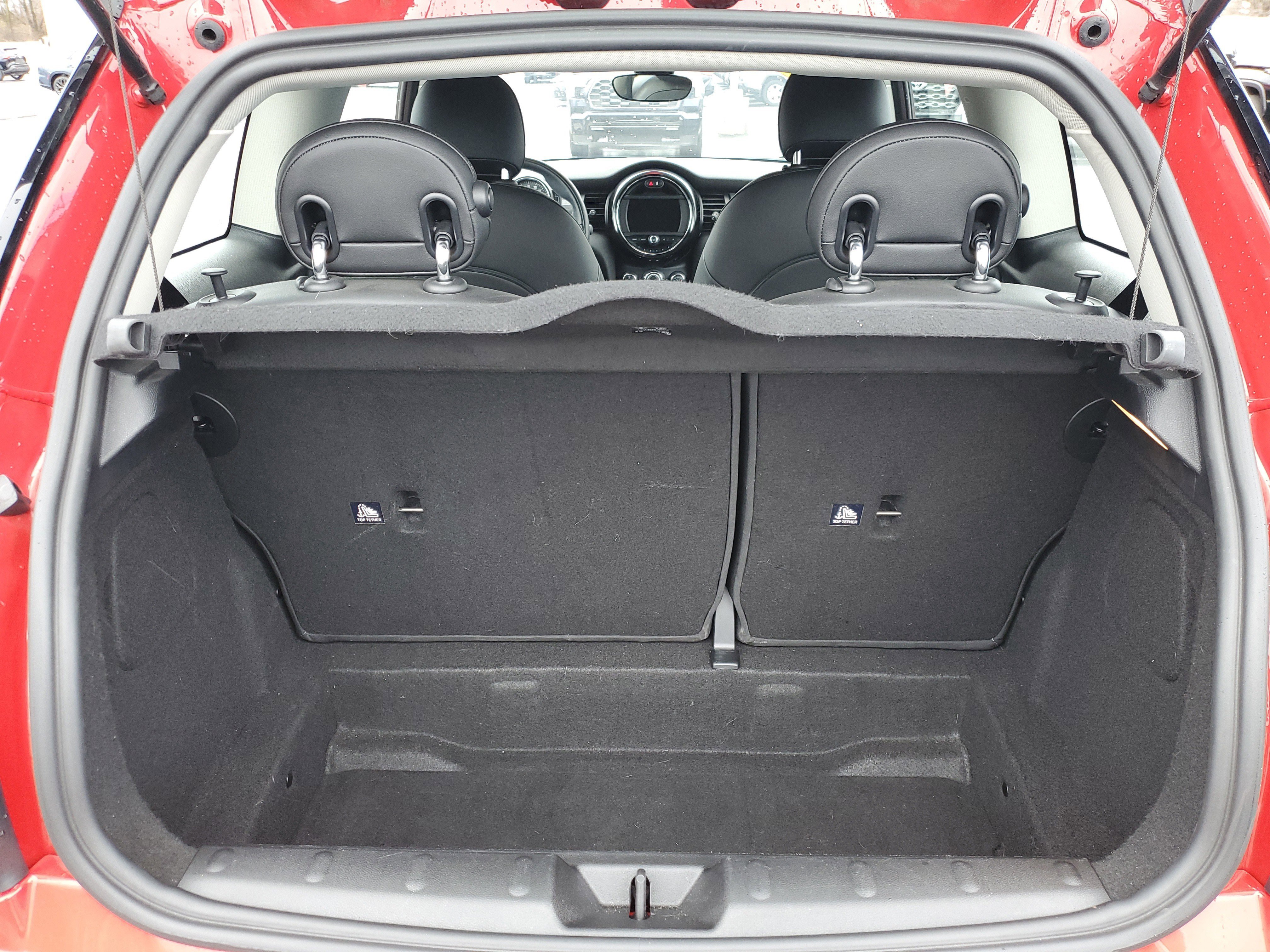 Used 2021 MINI Cooper 2-Door Hardtop image 10