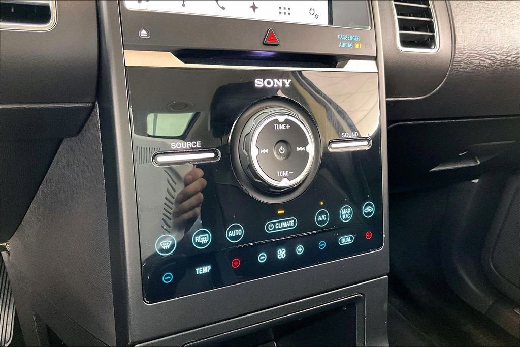 Used 2018 Ford Flex Limited w/ Equipment Group 301A FWD image 32