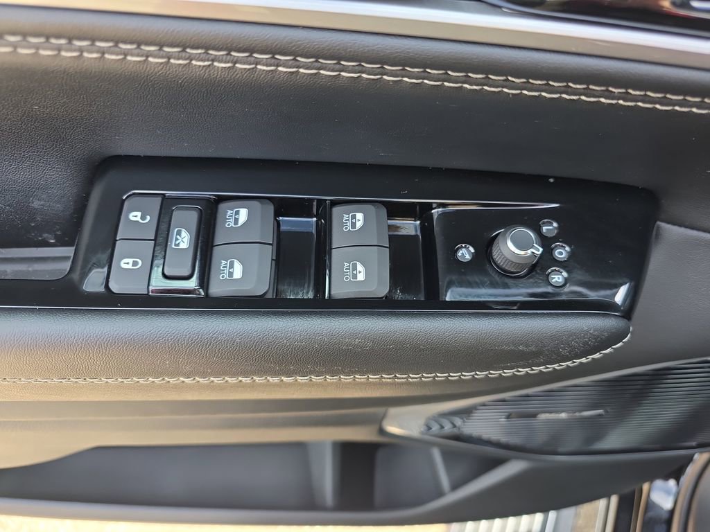 New 2026 Jeep Grand Wagoneer L Limited image 32