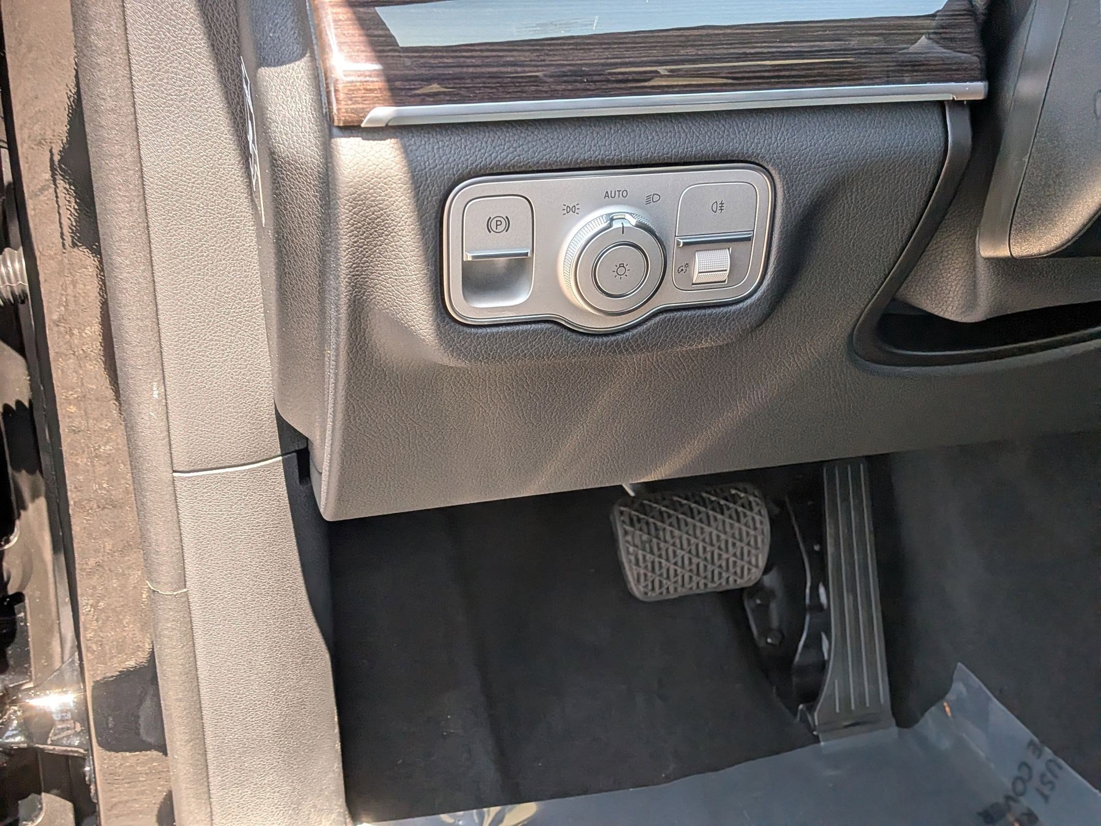 Certified 2026 Mercedes-Benz GLE 450 4MATIC image 15