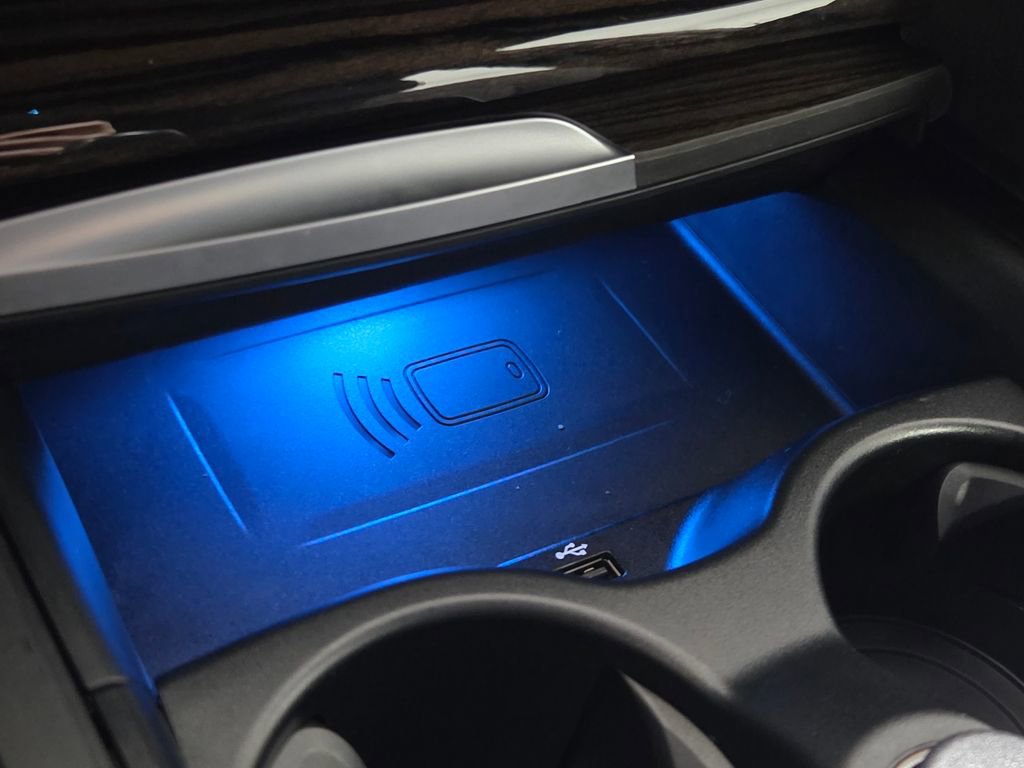 Used 2023 BMW 530e xDrive w/ Premium Package AWD/4WD image 28