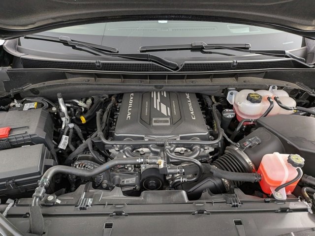 Used 2025 Cadillac Escalade V w/ LPO, ONYX Package image 38