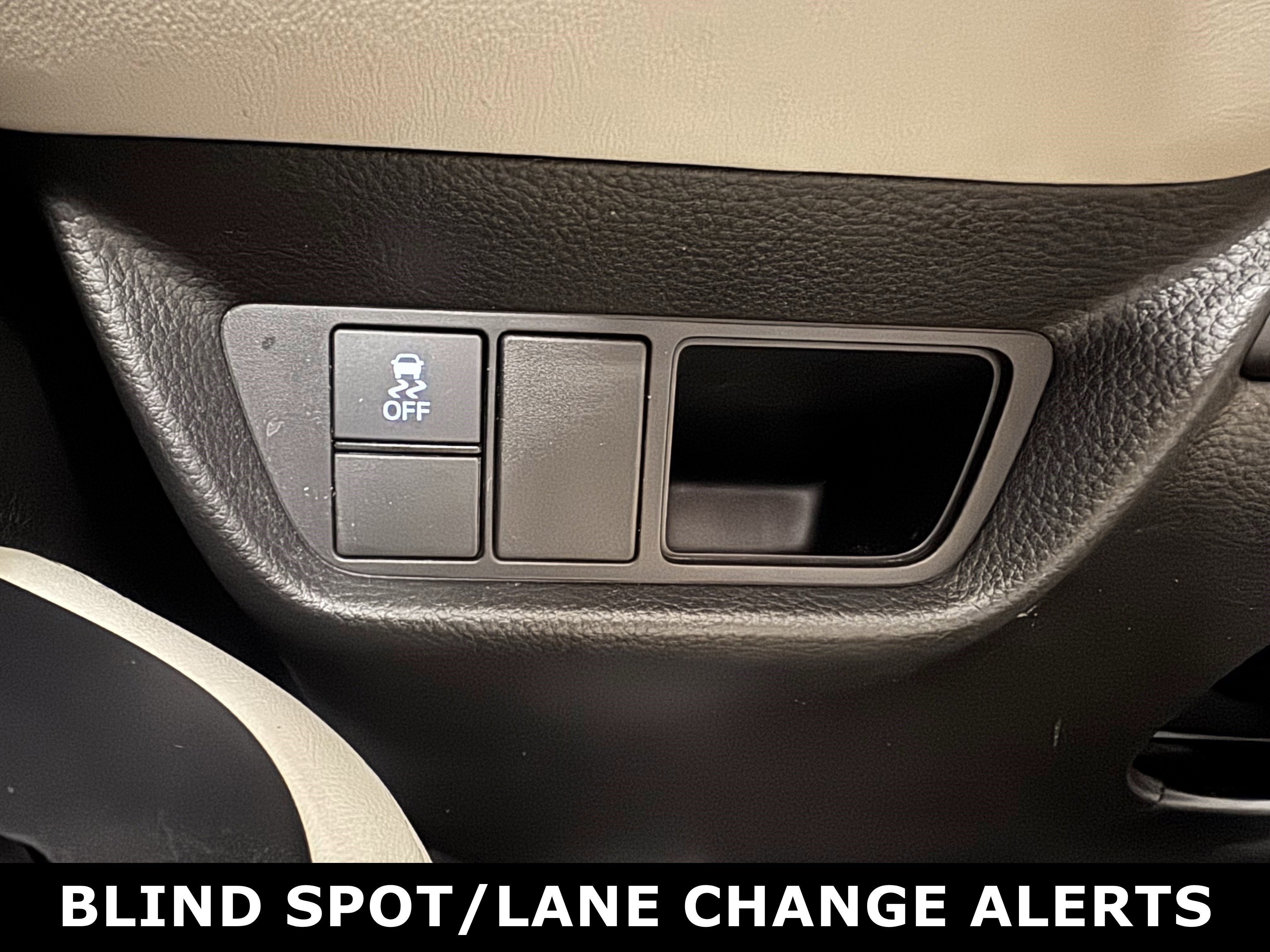 Used 2025 Honda HR-V EX-L image 12