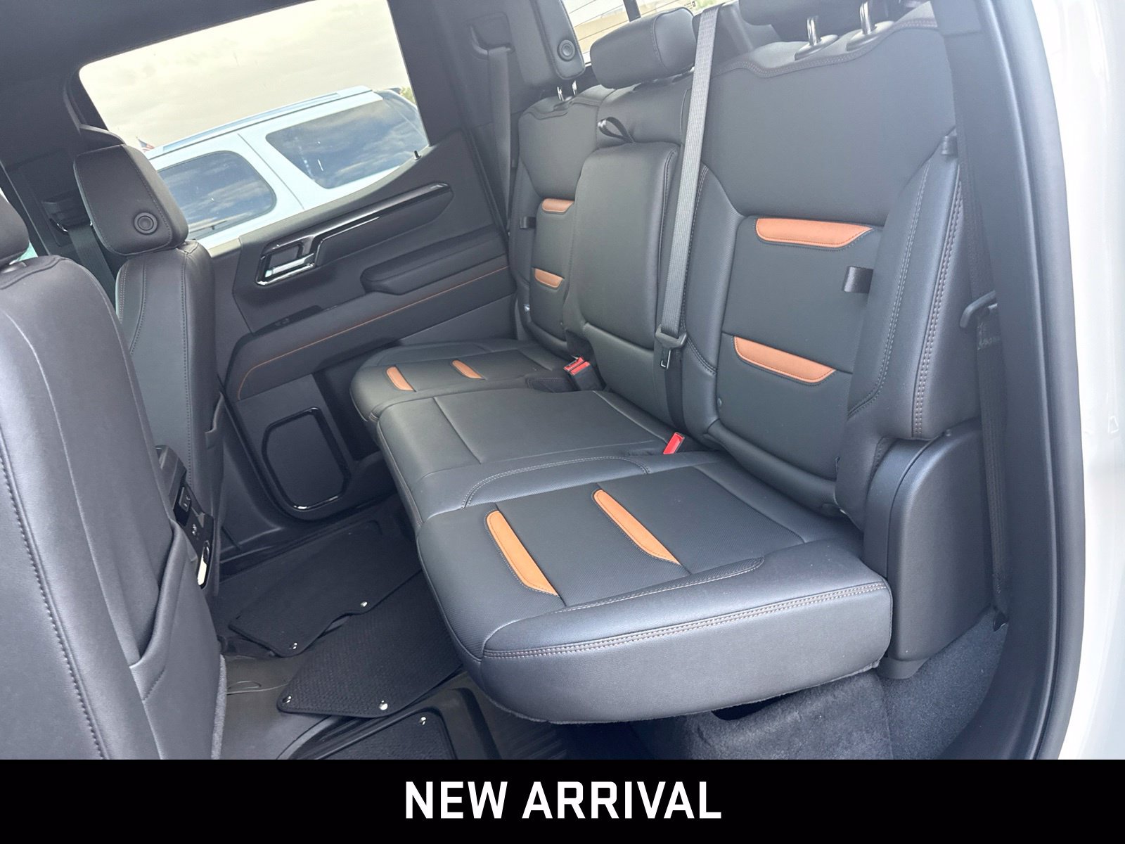 Certified 2026 GMC Sierra 1500 AT4 w/ AT4 Premium Package AWD/4WD image 7