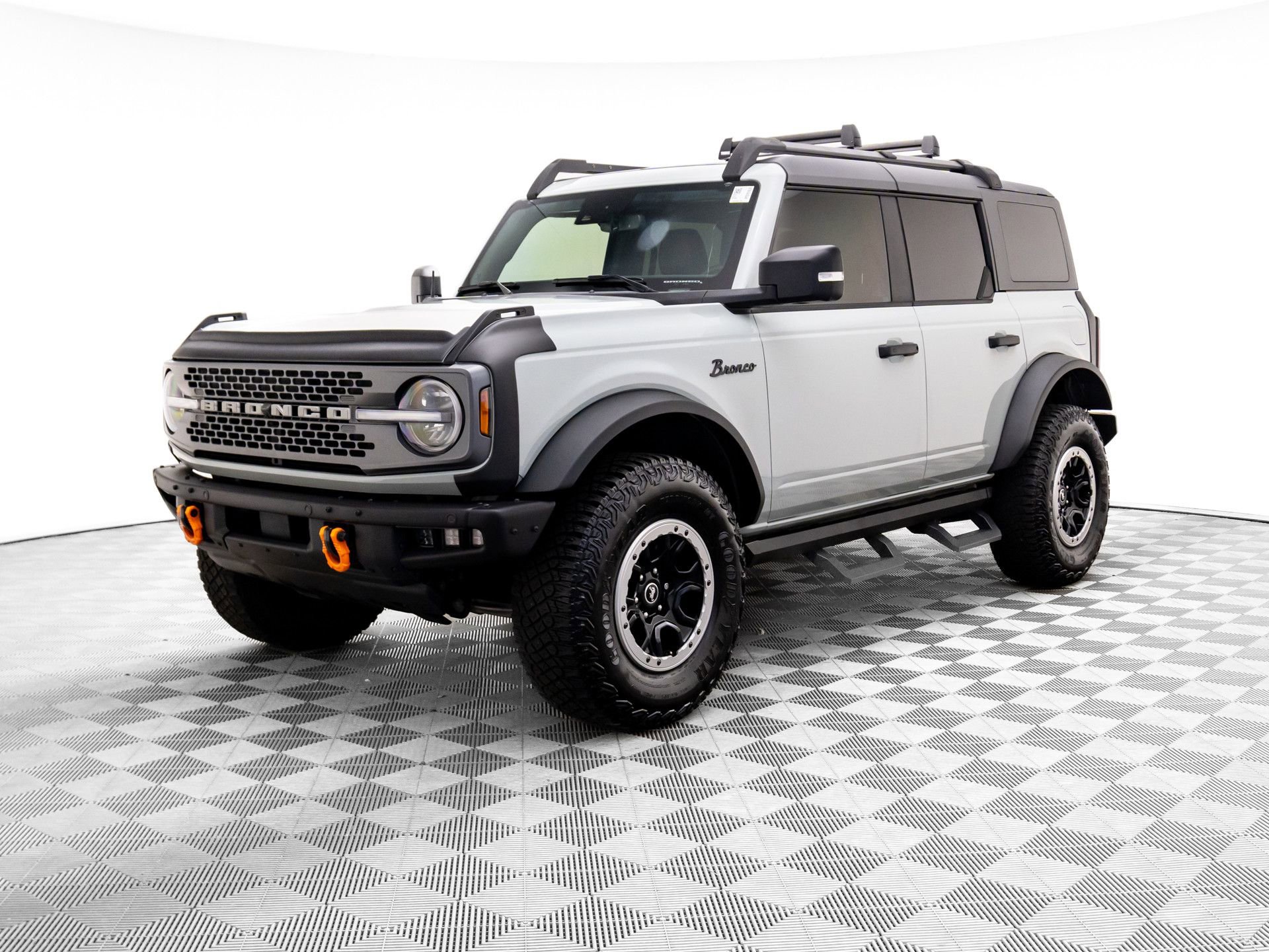 Used 2023 Ford Bronco Badlands image 1