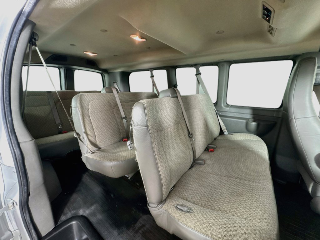 Used 2021 Chevrolet Express 2500 LS w/ Driver Convenience Package RWD image 30