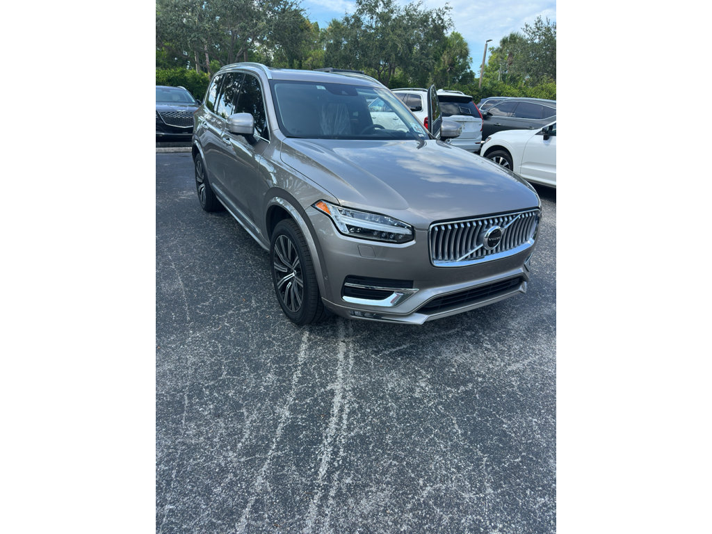 Used 2020 Volvo XC90 T6 Inscription w/ Protection Package Premier AWD/4WD image 4